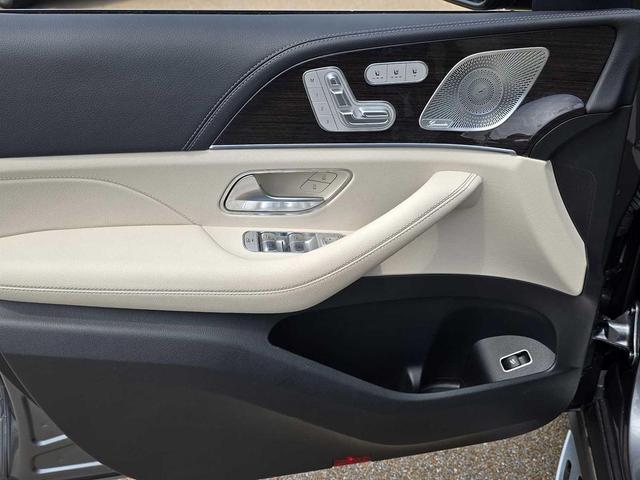 Photo of 2025 Gray Mercedes-Benz GLE 350
