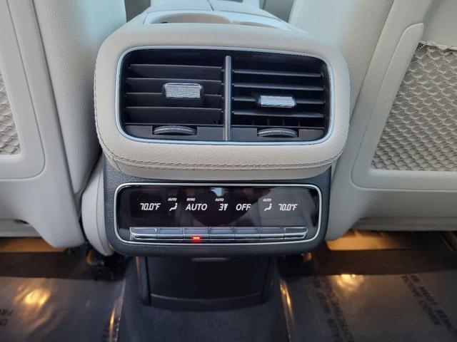 Photo of 2025 Gray Mercedes-Benz GLS 450