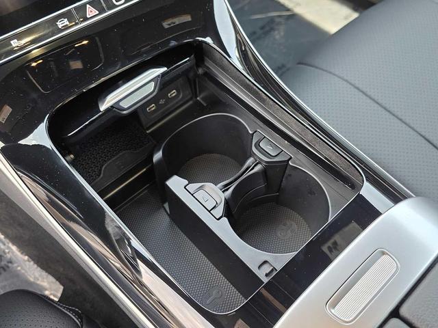 Photo of 2026 Cirrus Silver Metallic Mercedes-Benz CLE 450