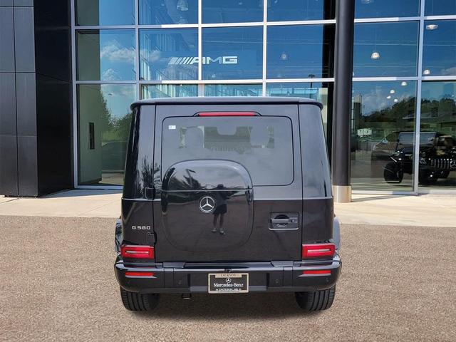 Photo of 2025 Black Mercedes-Benz G-Class
