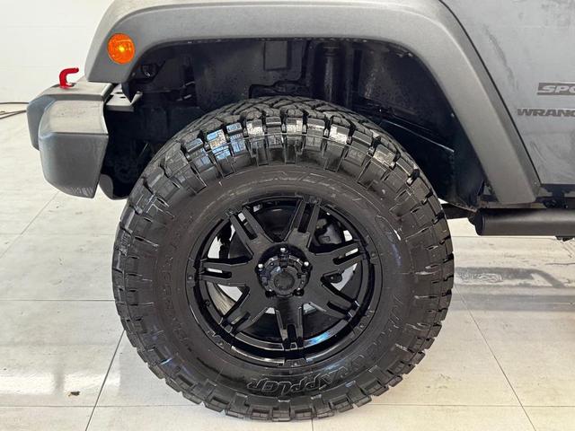 Photo of 2016 Rhino Clearcoat Jeep Wrangler