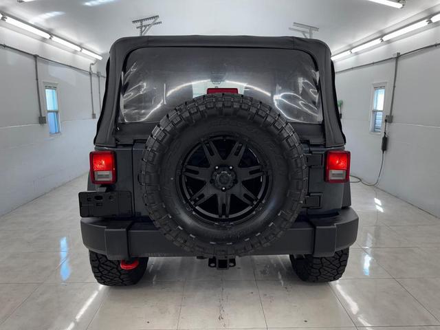 Photo of 2016 Rhino Clearcoat Jeep Wrangler