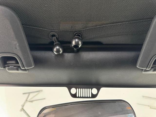 Photo of 2016 Rhino Clearcoat Jeep Wrangler