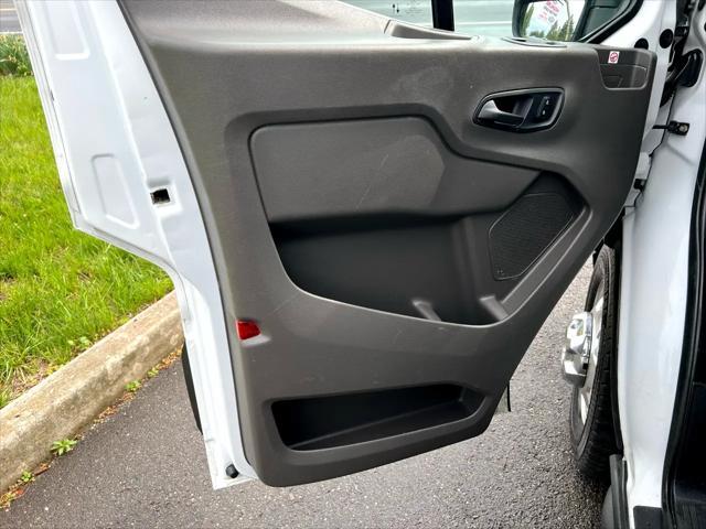 Photo of 2020 Oxford White Ford Transit-250