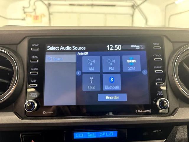 Photo of 2022 White Toyota Tacoma