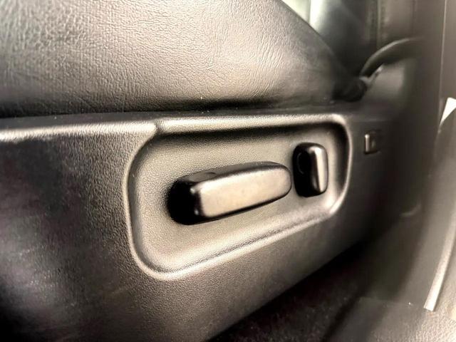 Photo of 2022 White Toyota Tacoma