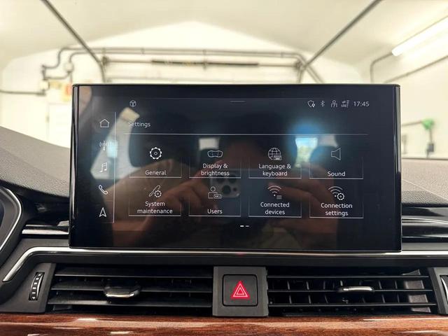 Photo of 2022 Gray Audi A4