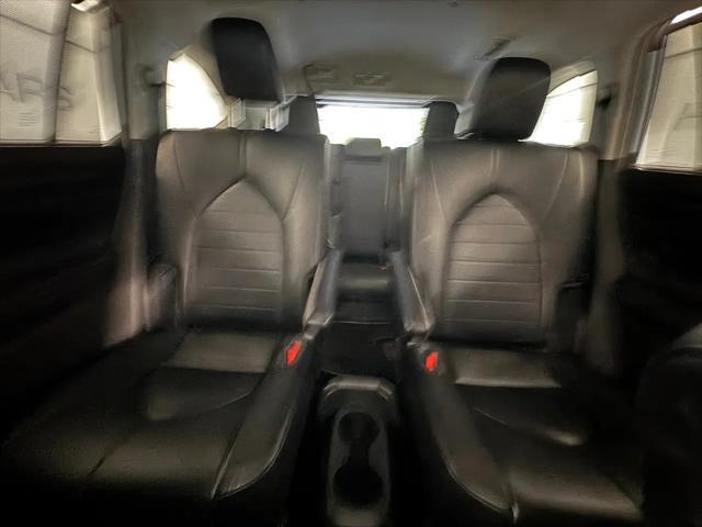 Photo of 2020 Light Blue Toyota Highlander