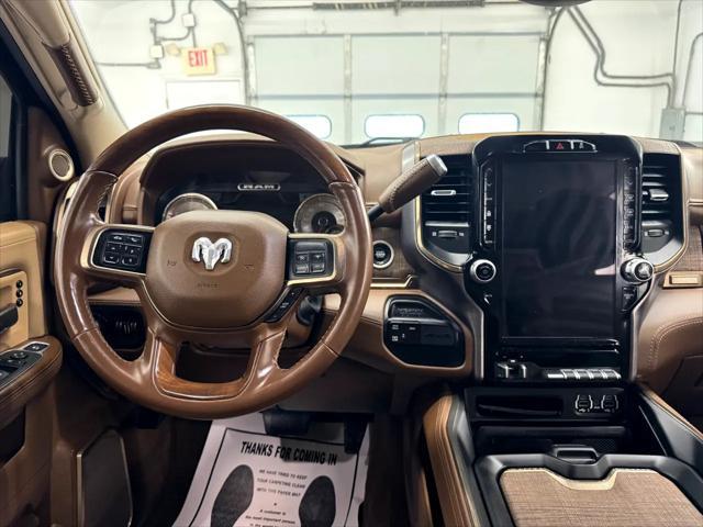 Photo of 2022 Diamond Black Crystal Pearlcoat RAM 2500