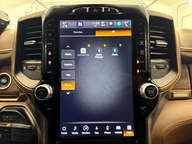 Photo of 2022 Diamond Black Crystal Pearlcoat RAM 2500