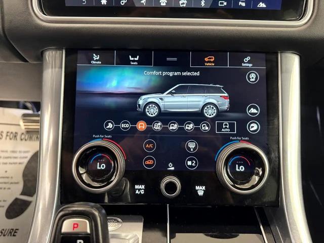 Photo of 2021 White Land Rover Range Rover Sport
