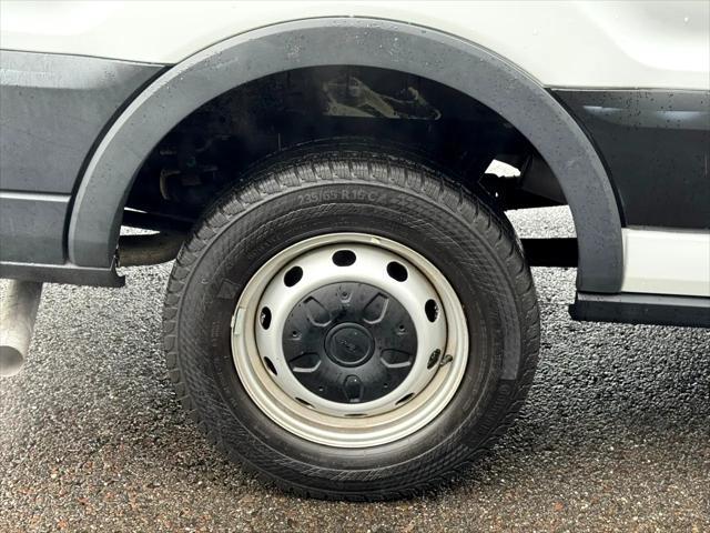 Photo of 2024 Oxford White Ford Transit-250
