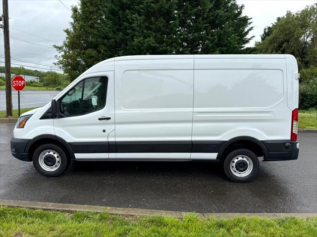 Photo of 2024 Oxford White Ford Transit-250