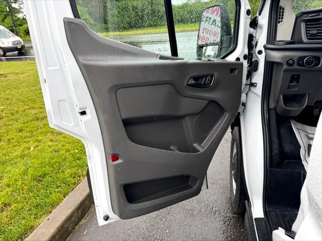Photo of 2024 Oxford White Ford Transit-250