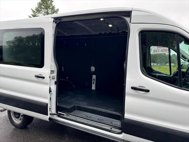 Photo of 2024 Oxford White Ford Transit-250