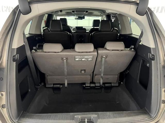 Photo of 2019 Gray Honda Odyssey