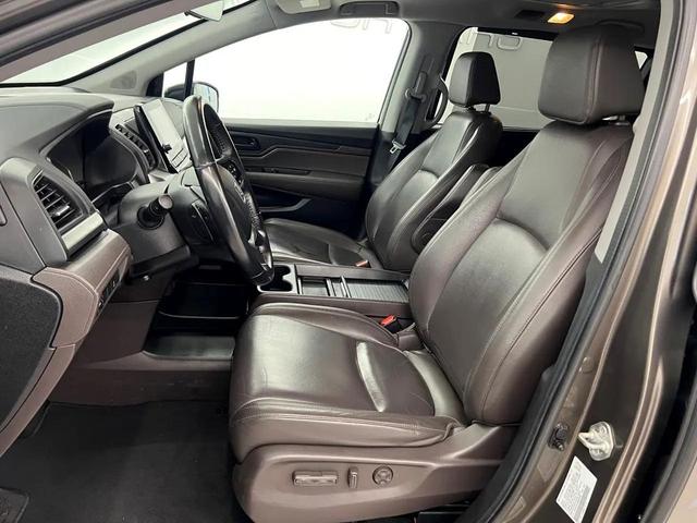 Photo of 2019 Gray Honda Odyssey