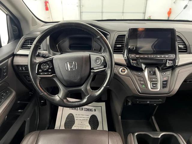 Photo of 2019 Gray Honda Odyssey