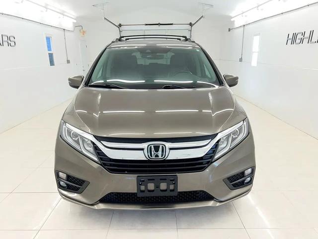 Photo of 2019 Gray Honda Odyssey