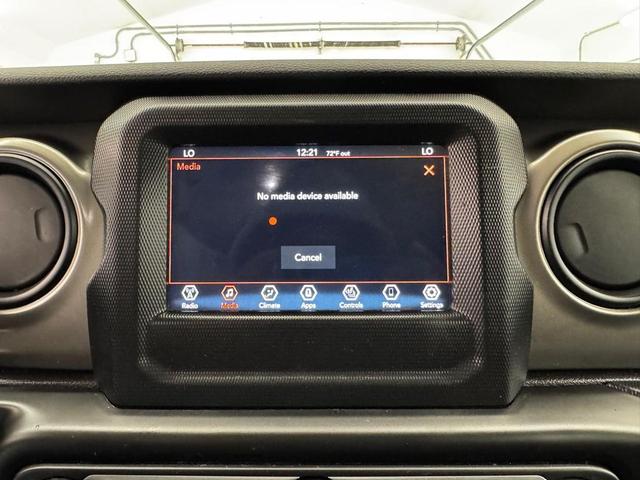 Photo of 2021 Black Clearcoat Jeep Gladiator