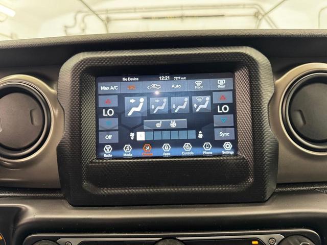 Photo of 2021 Black Clearcoat Jeep Gladiator