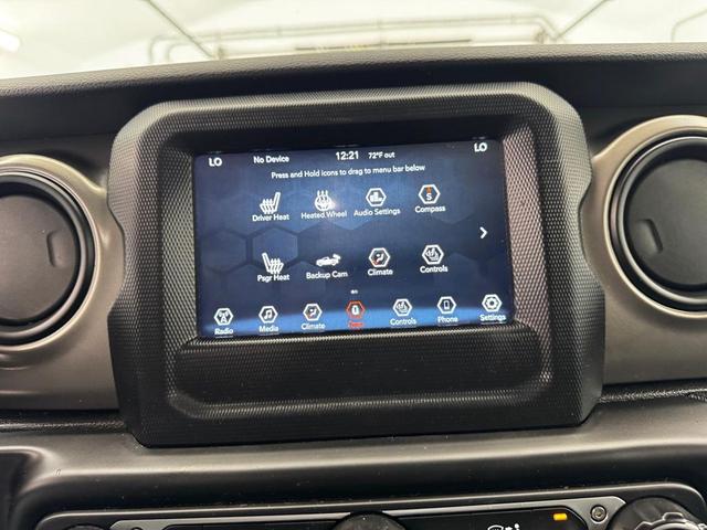 Photo of 2021 Black Clearcoat Jeep Gladiator