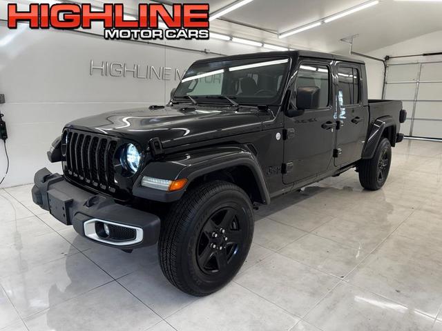 Photo of 2021 Black Clearcoat Jeep Gladiator