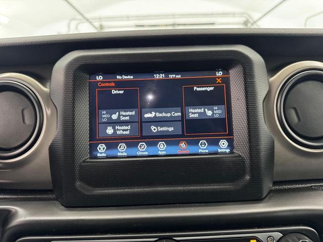Photo of 2021 Black Clearcoat Jeep Gladiator