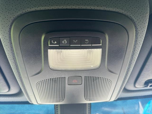Photo of 2019 White Mercedes-Benz Sprinter 2500