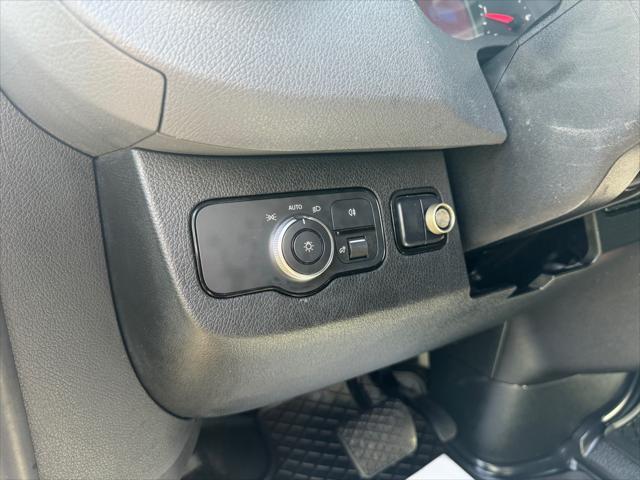 Photo of 2019 White Mercedes-Benz Sprinter 2500