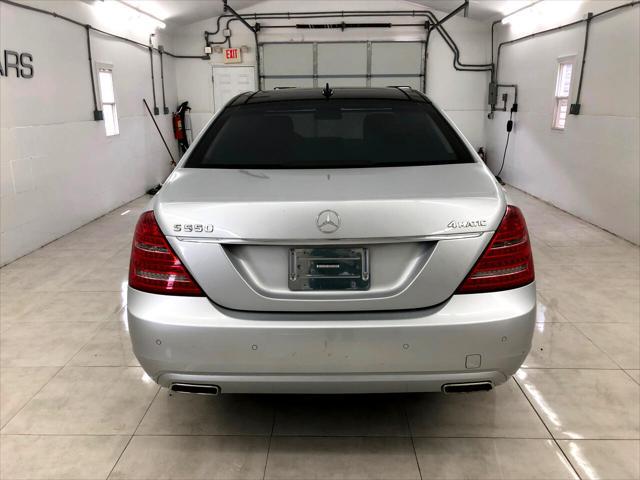 Photo of 2013 Silver Mercedes-Benz S-Class