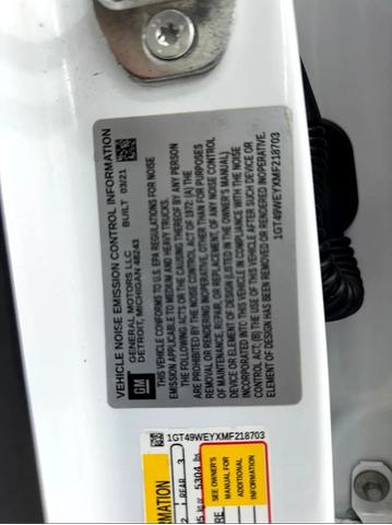 Photo of 2021 White GMC Sierra 3500