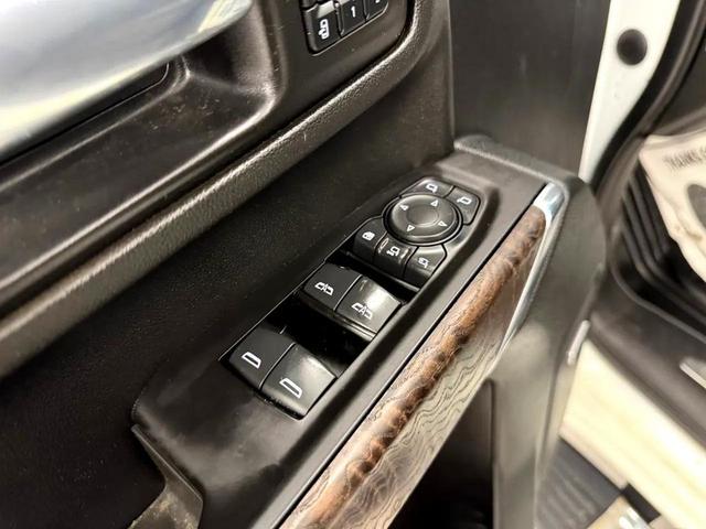 Photo of 2021 White GMC Sierra 3500