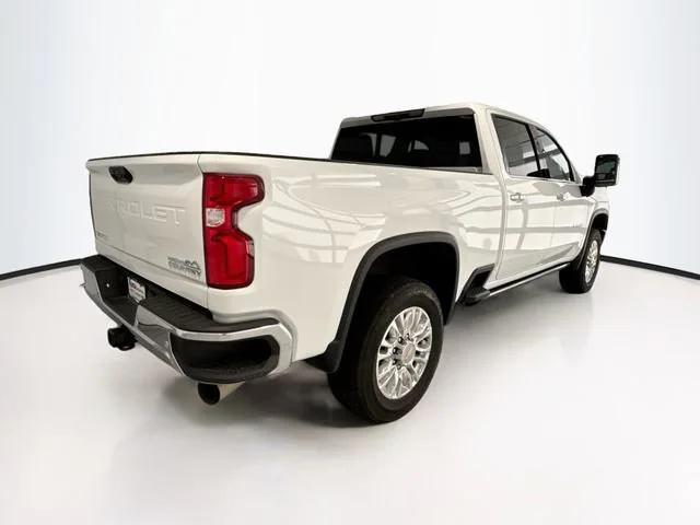 Photo of 2022 Summit White Chevrolet Silverado 2500