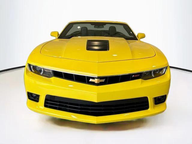 Photo of 2015 Bright Yellow Chevrolet Camaro