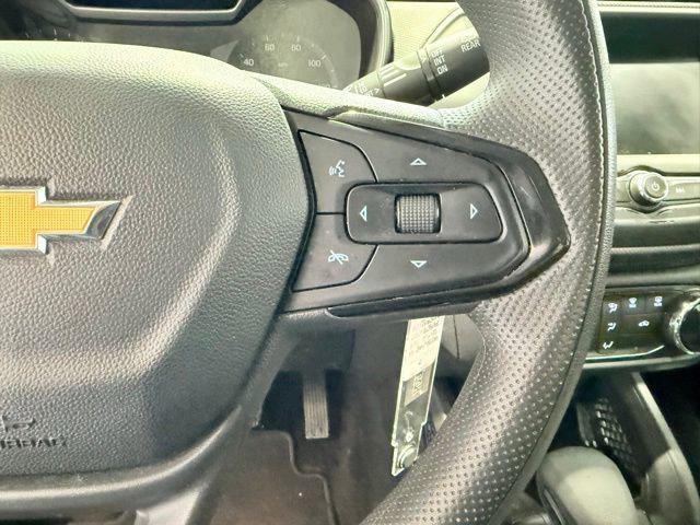 Photo of 2023 Summit White Chevrolet Trailblazer