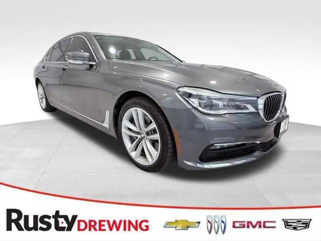 2016 BMW 750