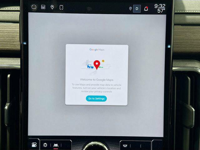 Photo of 2024 Summit White GMC Acadia