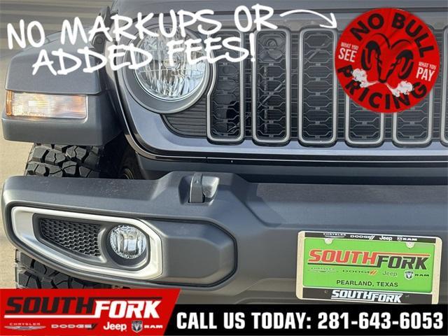 Photo of 2025 Granite Crystal Clearcoat Metallic Jeep Gladiator
