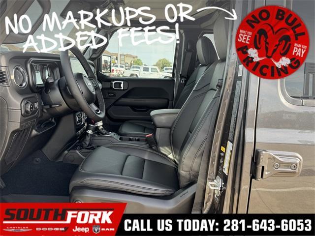 Photo of 2025 Granite Crystal Clearcoat Metallic Jeep Gladiator