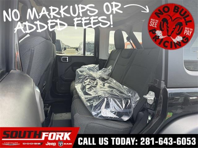 Photo of 2025 Black Clearcoat Jeep Wrangler