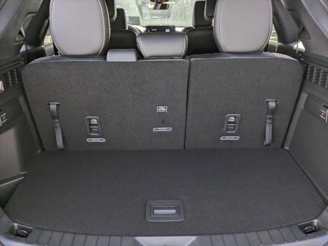 Photo of 2025 Artisan Red Premium Mazda CX-90 PHEV