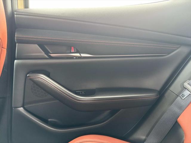 Photo of 2024 Zircon Sand Metallic Mazda Mazda3