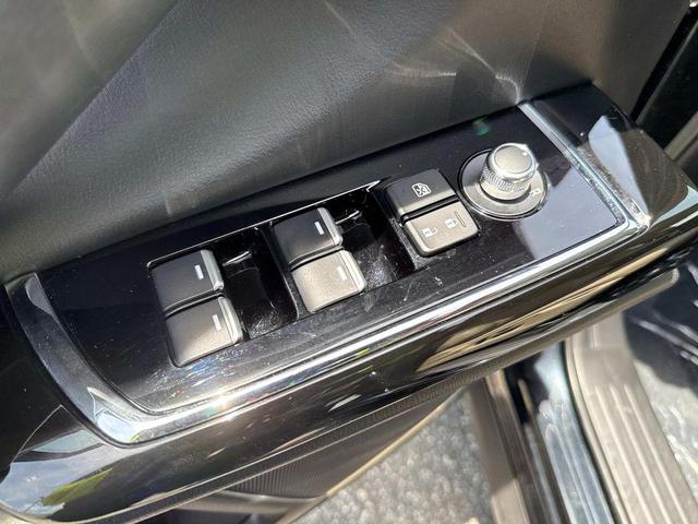 Photo of 2022 Jet Black Mica Mazda CX-9