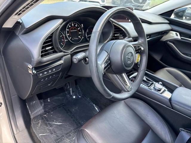 Photo of 2024 Platinum Quartz Metallic Mazda Mazda3
