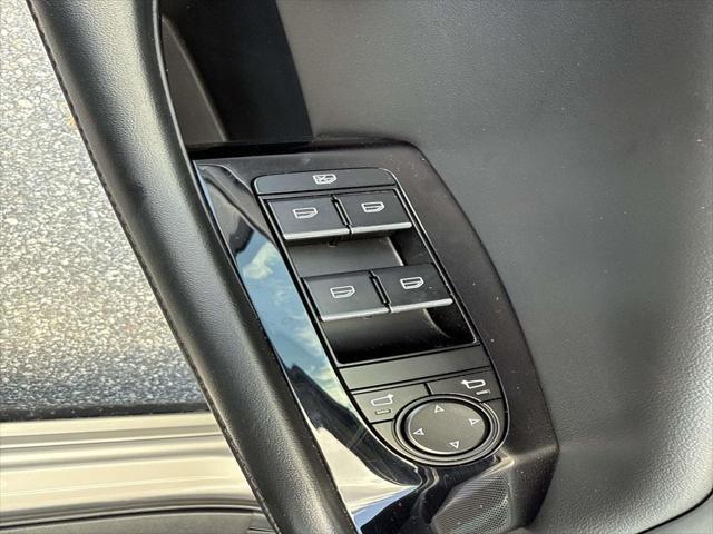 Photo of 2024 Platinum Quartz Metallic Mazda Mazda3