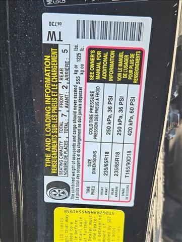 Photo of 2022 Midnight Black Metallic Toyota Highlander