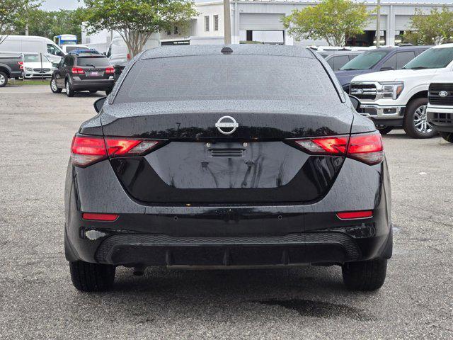 Photo of 2025 Super Black Nissan Sentra