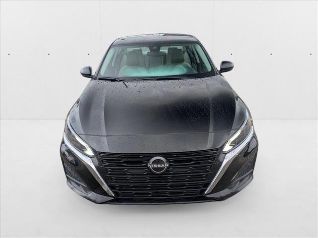 Photo of 2023 Super Black Nissan Altima
