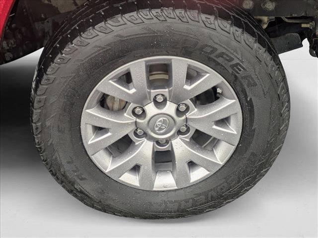 Photo of 2017 Barcelona Red Meta Toyota Tacoma